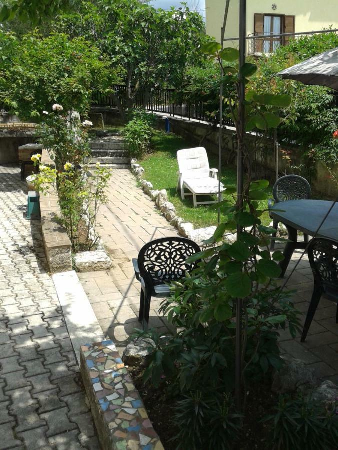 Bed & Breakfast Da Charlie L'Aquila Exterior photo